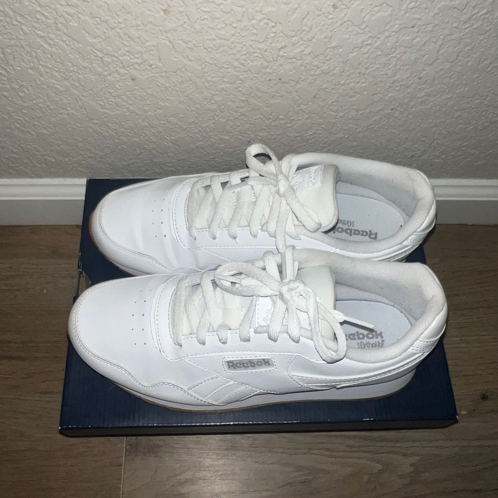 Women’s Reebok shoes - Picture 6 of 6